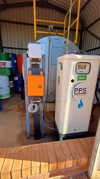 Diesel dispensing installation on farm tank